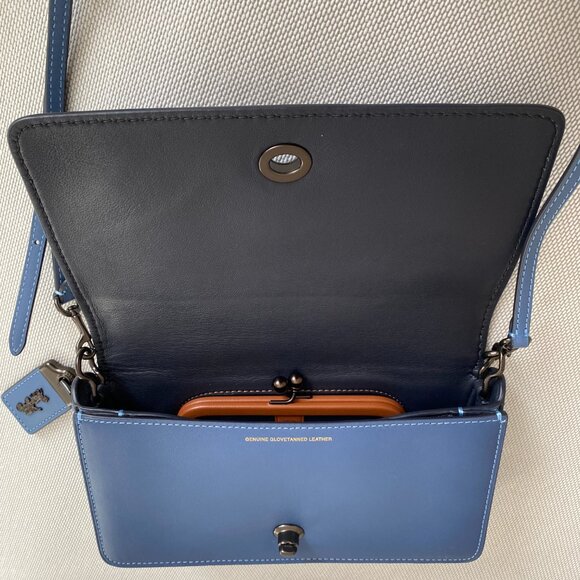 NWOT Coach 1941 Dinky Blue Crossbody Bag - Picture 3 of 5